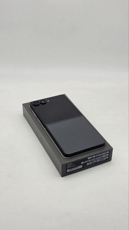 SAMSUNG GALAXY Z FLIP 8 512 GB NERO