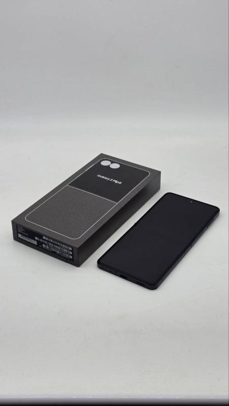 SAMSUNG GALAXY Z FLIP 8 512 GB NERO