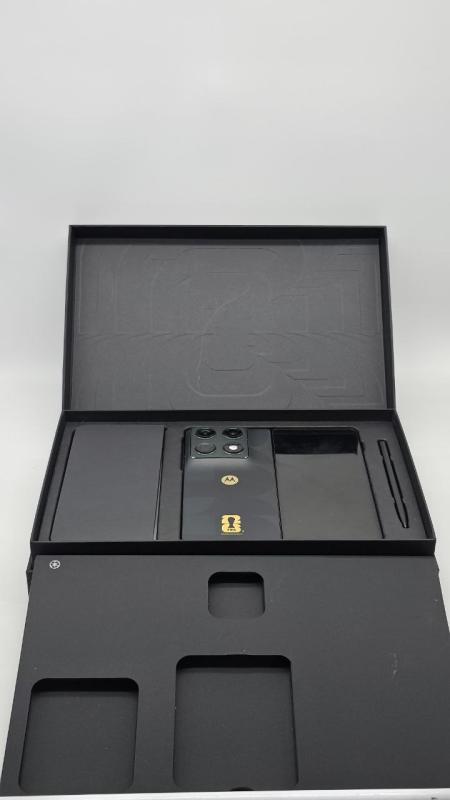 Motorola Razr Fold 512 Gb Fifa Edition