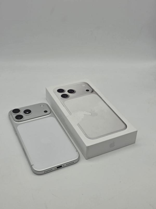 IPHONE 17 PRO MAX 256 GB BIANCO