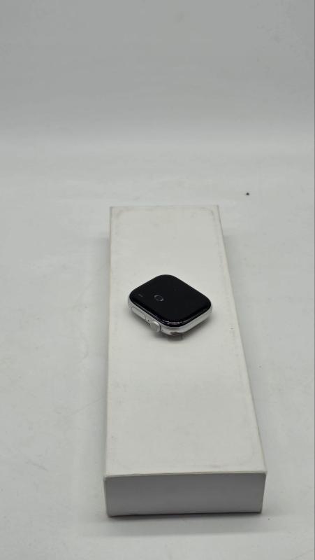 Apple Watch 10 46mm GPS Silver